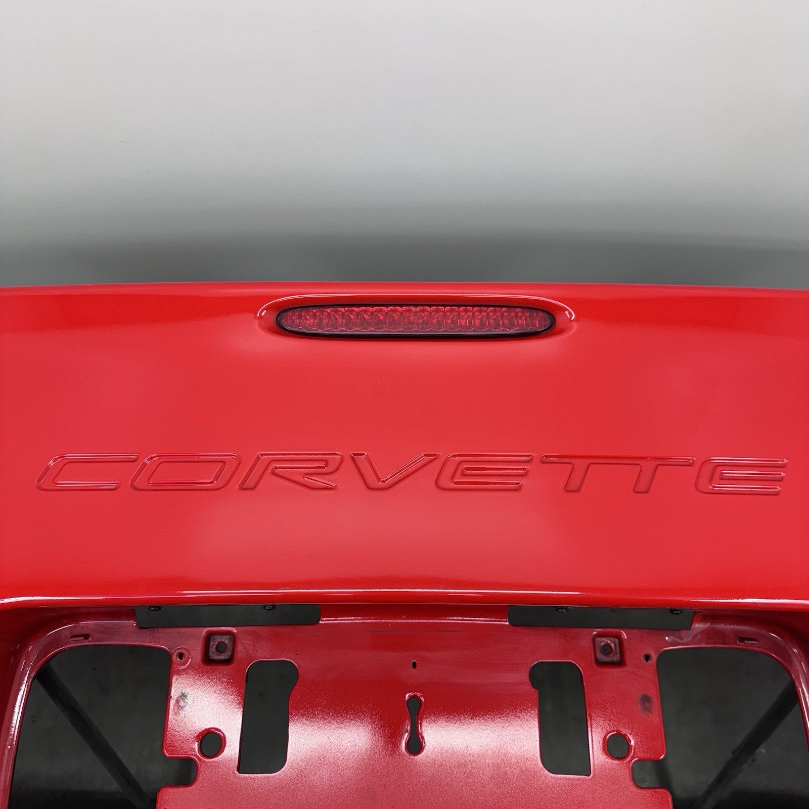 97-04 CHEVROLET CORVETTE C5 REAR BUMPER COVER FASCIA WITH FOAM ABSORBER OEM