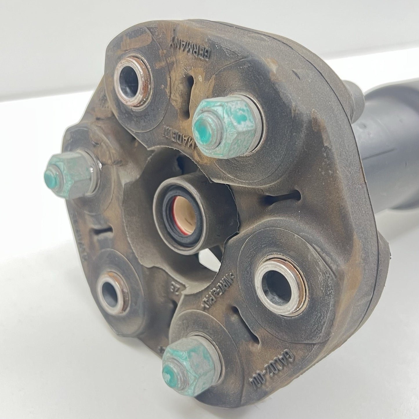 92236999 / 9223 6999 10-15 CHEVROLET CAMARO SS MANUAL DRIVESHAFT DRIVE SHAFT PROPELLER 92236999 OEM