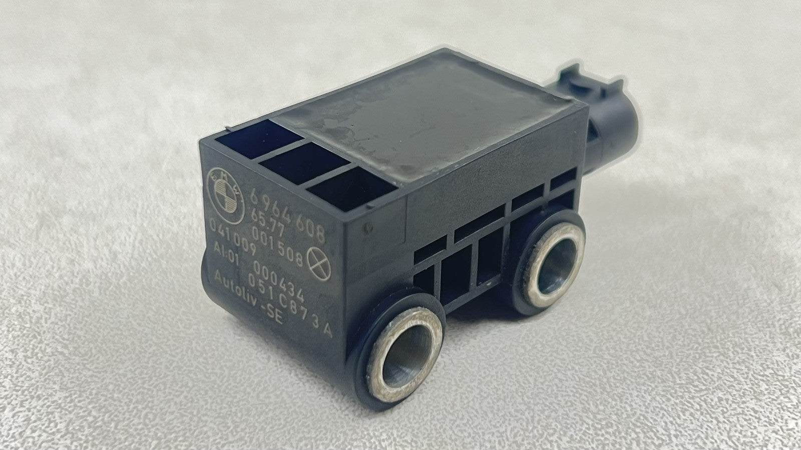 6 964 608 / 6964608 06-10 BMW M6 E63 E64 FRONT AIRBAG AIR BAG SRS CRASH IMPACT SENSOR 6964608 OEM