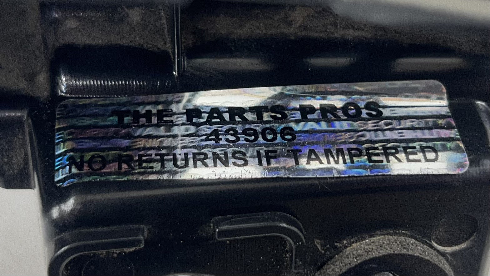 PR3B-17B861-A / PR3B 17B861 A / PR3B17B861A 24-25 FORD MUSTANG GT REAR CENTER BUMPER BRACKET SUPPORT MOUNT PR3B-17B861-A