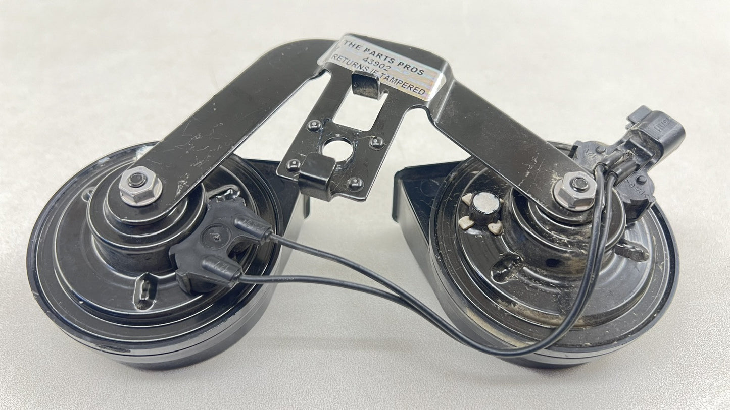 PR3T-13A803-AA / PR3T 13A803 AA / PR3T13A803AA 24-25 FORD MUSTANG GT LOW HIGH NOTE PITCH TONE HORN SIREN ALARM SIGNAL PA