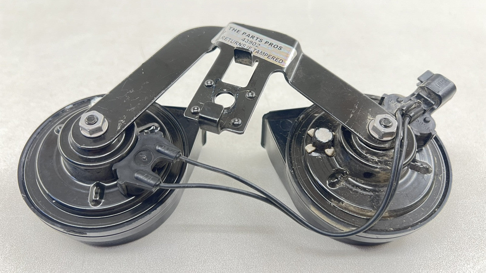 PR3T-13A803-AA / PR3T 13A803 AA / PR3T13A803AA 24-25 FORD MUSTANG GT LOW HIGH NOTE PITCH TONE HORN SIREN ALARM SIGNAL PA