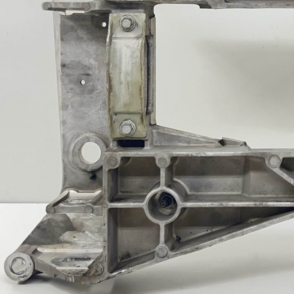 10312076 01-04 CHEVROLET CORVETTE C5 Z06 FRONT ENGINE CRADLE SUBFRAME W/ ENGINE MOUNT OEM