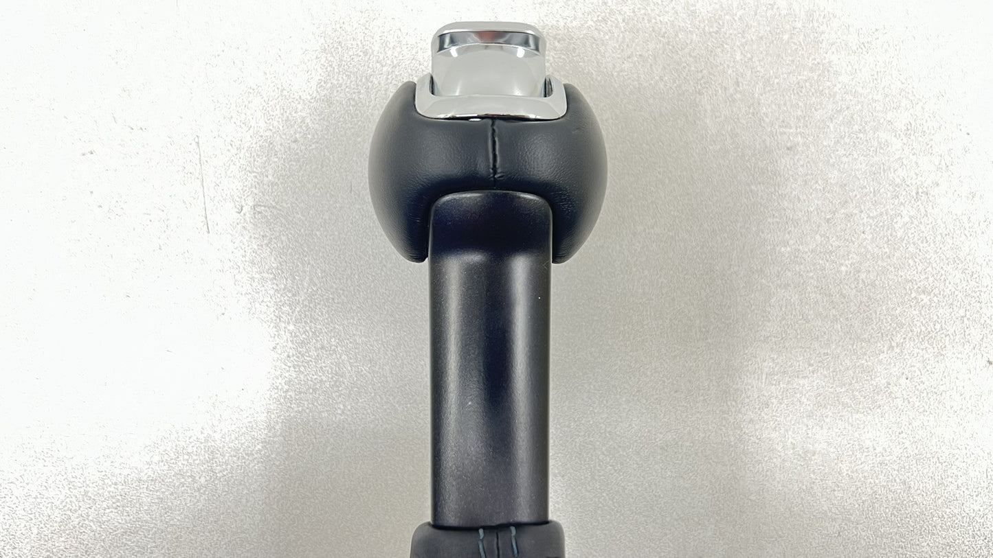  24-25 MUSTANG DARK HORSE CENTER CONSOLE AUTO SHIFT BOOT PANEL WITH KNOB OEM