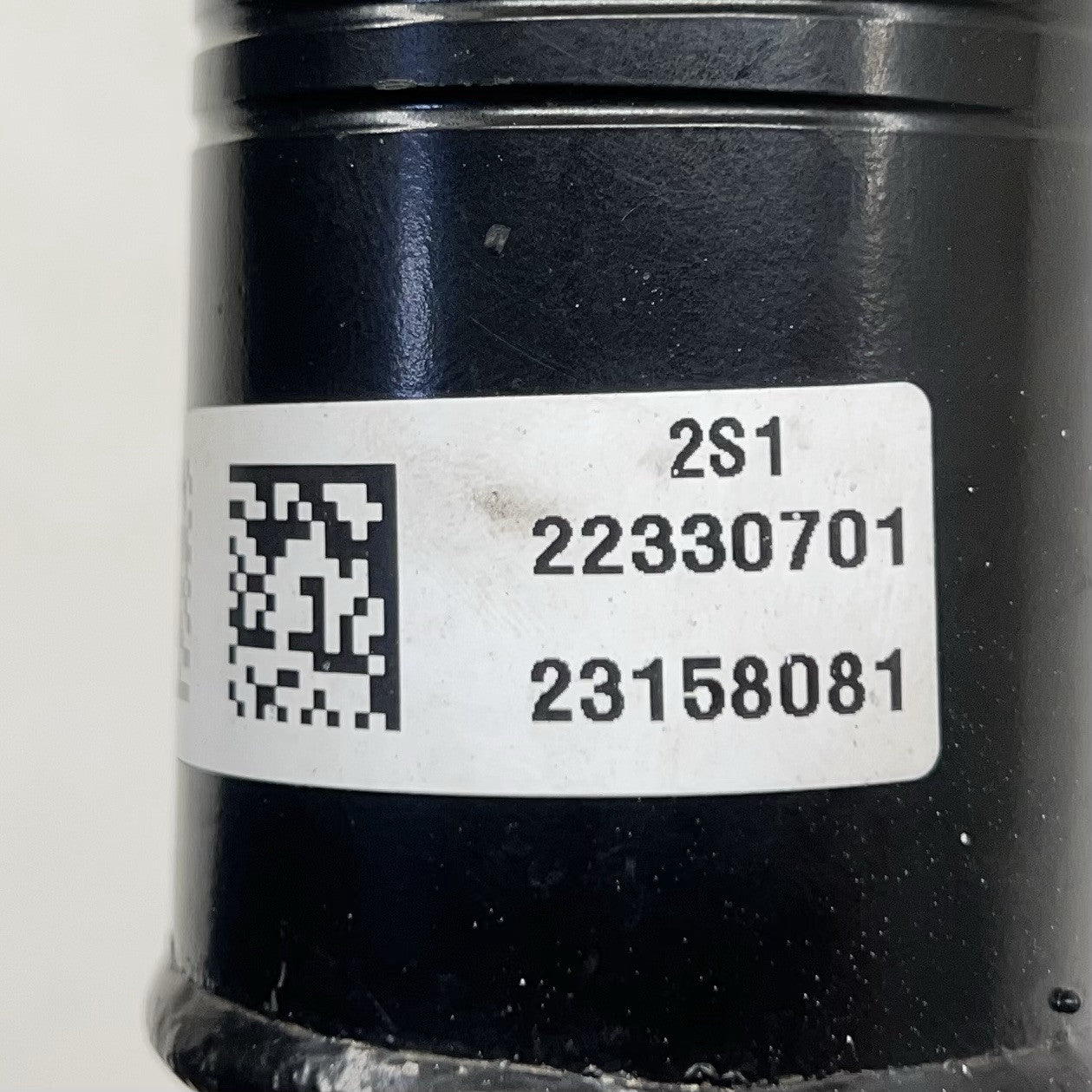 KR3C-18W003-TA / KR3C 18W003 TA / KR3C18W003TA 24-25 FORD MUSTANG DARK HORSE RIGHT REAR SHOCK ABSORBER KR3C-18W003-TA OE