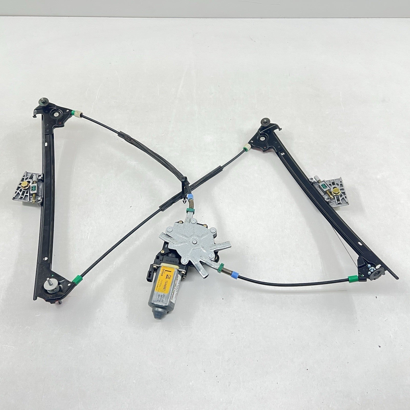 10446574 97-04 CHEVROLET CORVETTE C5 DRIVER LEFT DOOR GLASS WINDOW REGULATOR W/ MOTOR OEM
