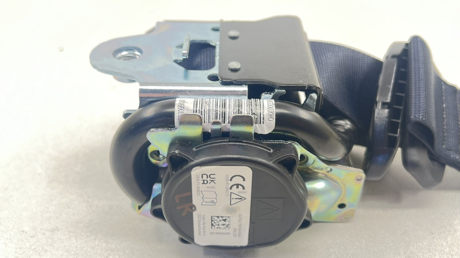 661888200B 24-25 FORD MUSTANG DARK HORSE DRIVER LEFT REAR SEATBELT SEAT BELT RETRACTOR OEM