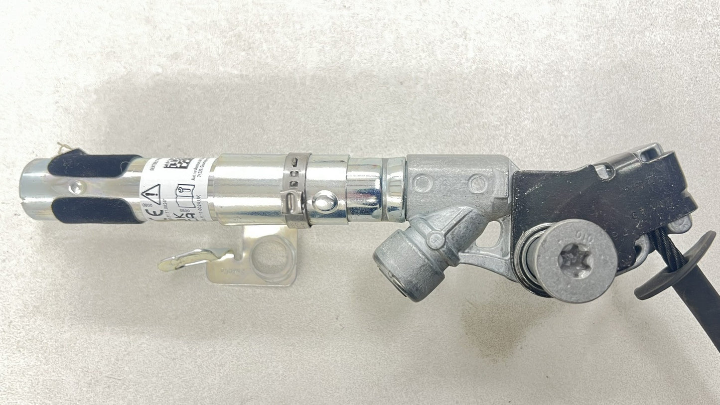 661153300A 24-25 FORD MUSTANG DARK HORSE RIGHT FRONT SEATBELT SEAT BELT RETRACTOR OEM