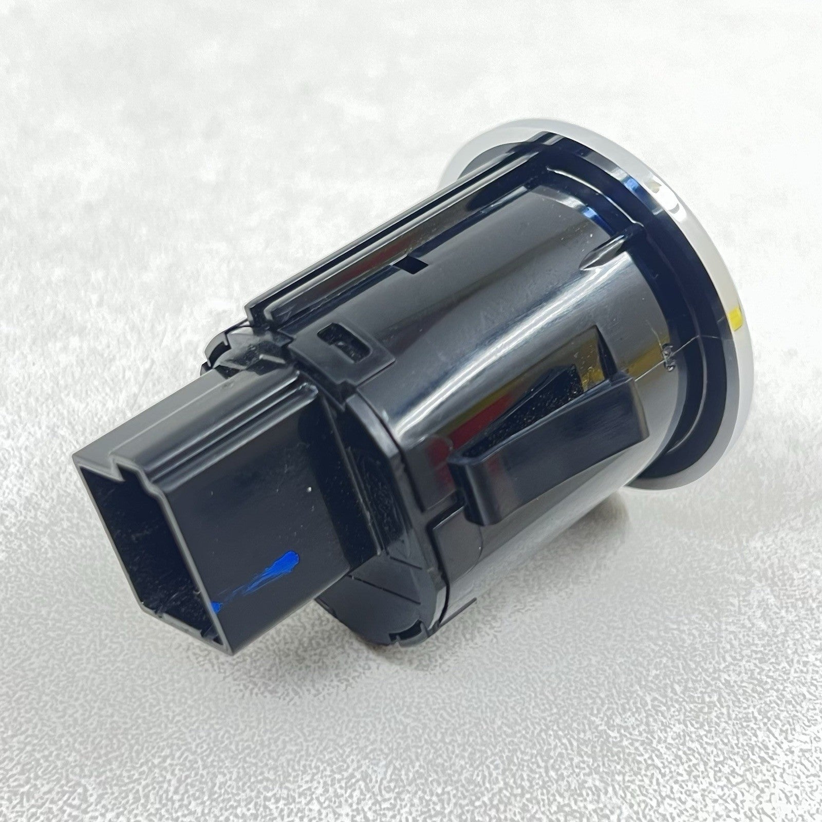 PC3T-14C376 / PC3T 14C376 / PC3T14C376 23-25 FORD F-150 ENGINE IGNITION PUSH START STOP SWITCH BUTTON PC3T-14C376 OEM