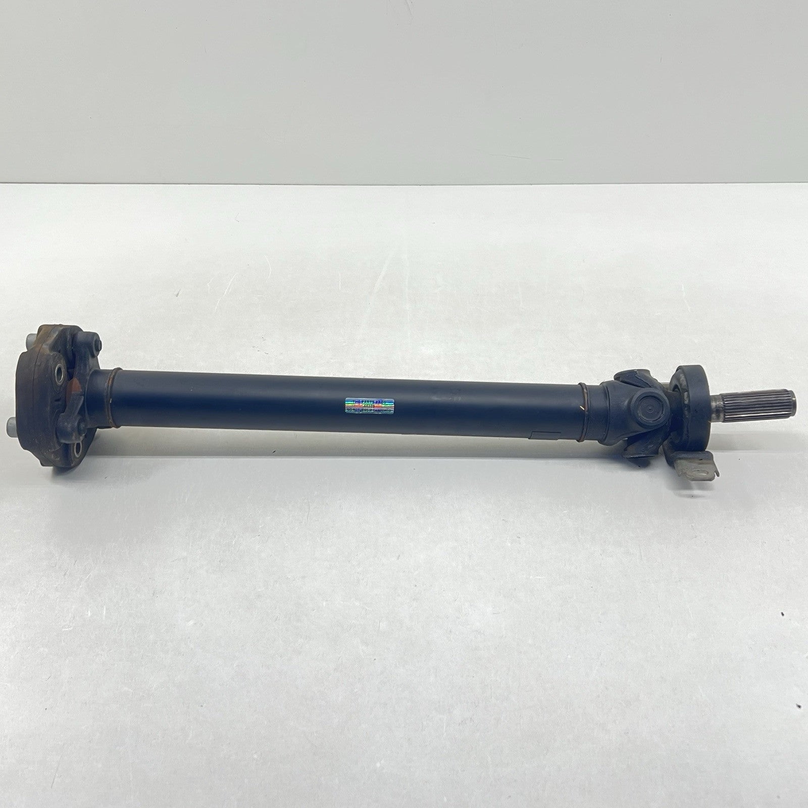 20931145 / 2093 1145 12-15 CHEVROLET CAMARO ZL1 MANUAL DRIVESHAFT DRIVE SHAFT PROPELLER 20931145 OEM