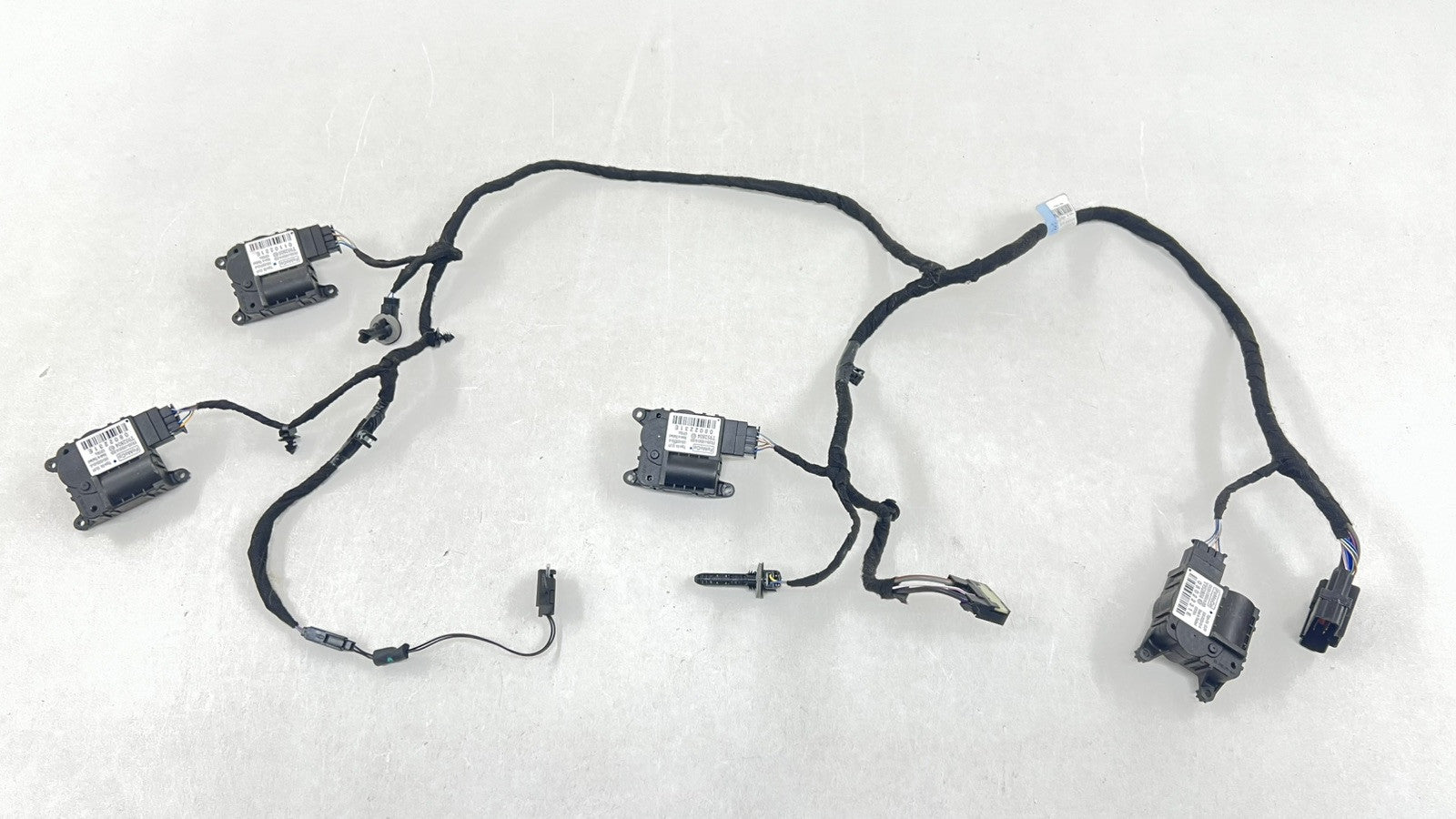 PR3T-18B574-BC / PR3T 18B574 BC / PR3T18B574BC 24-25 FORD MUSTANG GT HVAC BOX HEATER AC FLAP MOTOR AIR MIX ACTUATOR SET 