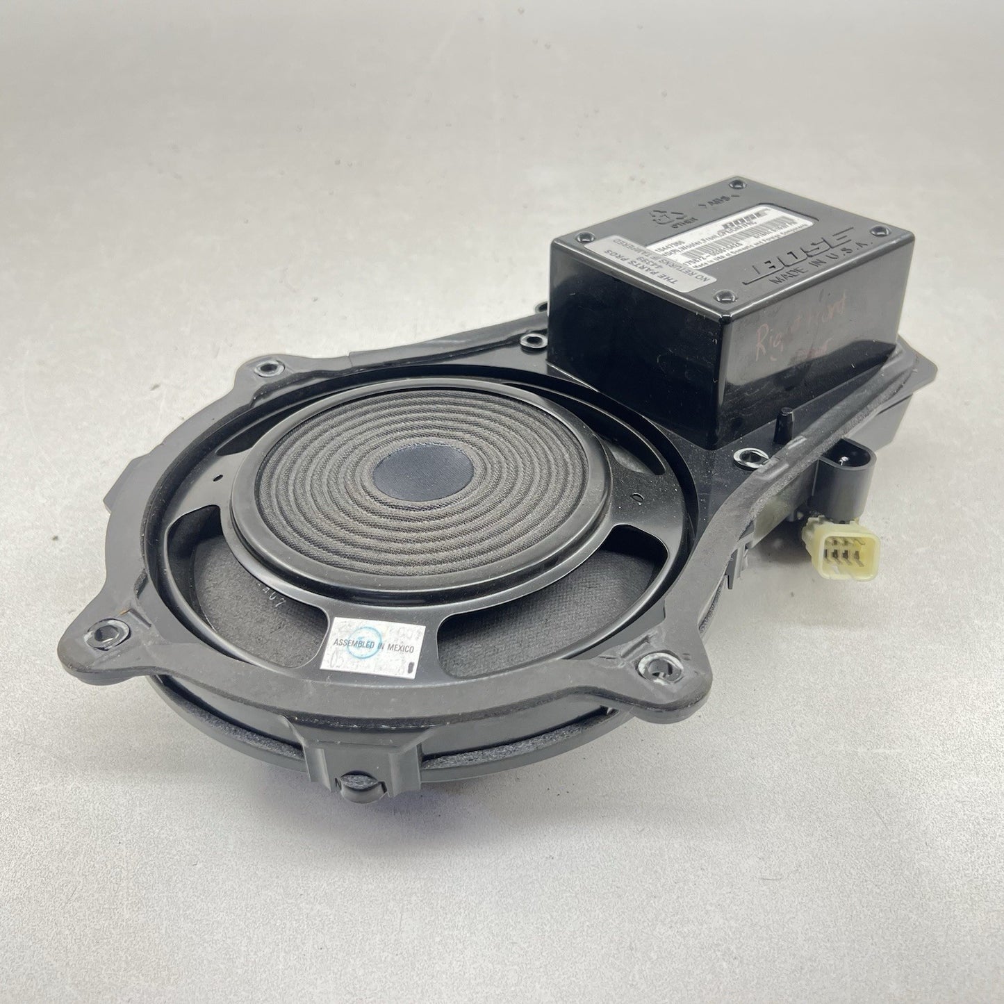 10278959 97-04 CHEVROLET CORVETTE C5 LEFT AND RIGHT DOOR SPEAKER PAIR W/ REAR SPEAKER OEM