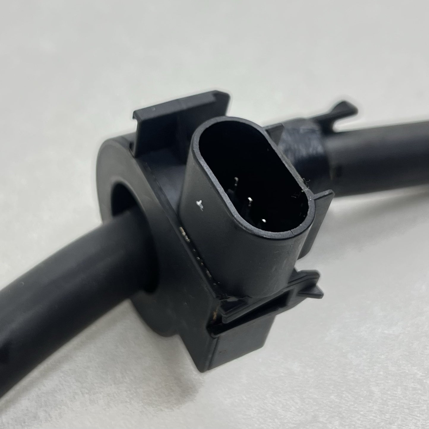 92241442 10-15 CHEVROLET CAMARO SS NEGATIVE BATTERY TERMINAL END LINK CABLE 92241442 OEM