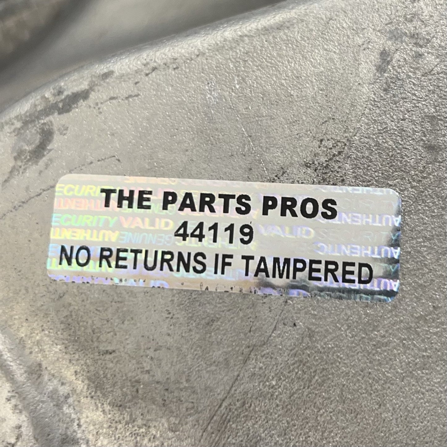 PR3C-5K552-FB / PR3C 5K552 FB / PR3C5K552FB 24-25 FORD MUSTANG GT DRIVER LEFT REAR CONTROL ARM PARTIAL SET OEM