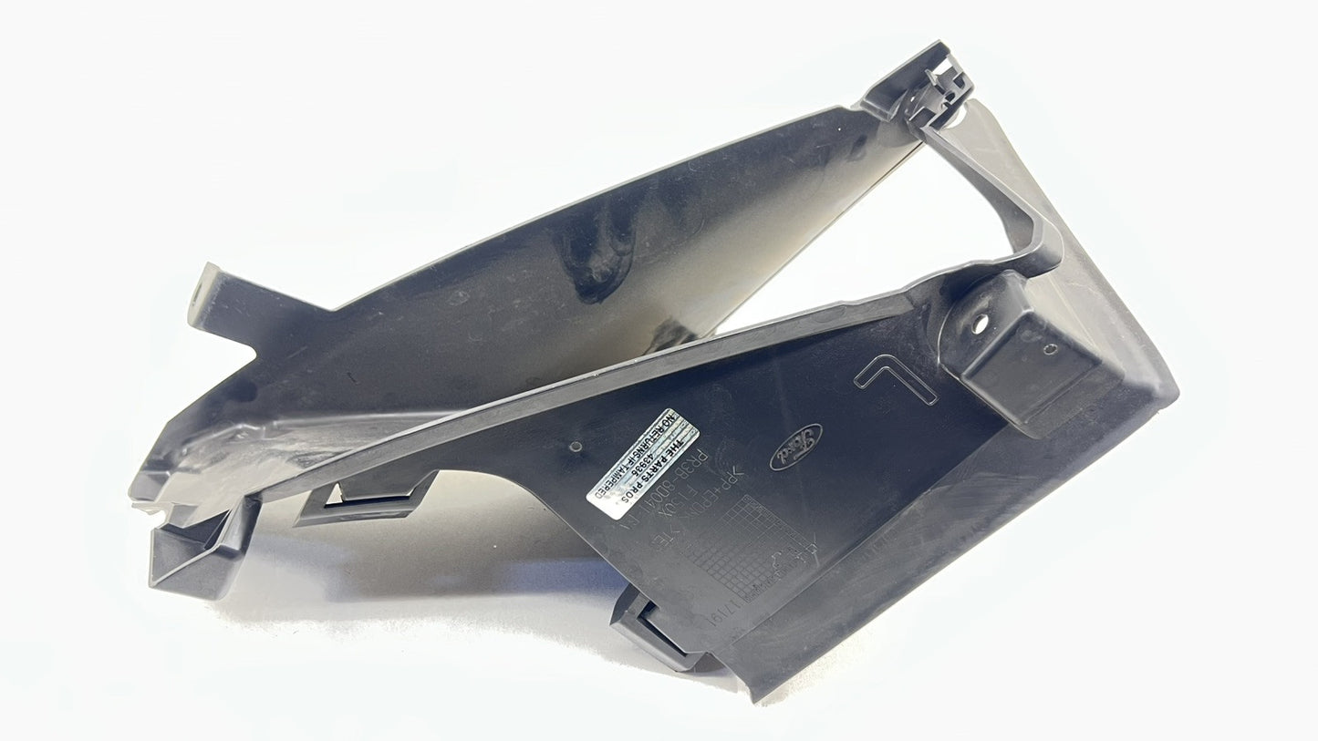 PR3B-8D041-BA / PR3B 8D041 BA / PR3B8D041BA 24-25 FORD MUSTANG DARK HORSE LEFT FRONT BUMPER LOWER GRILLE AIR VENT TRIM O