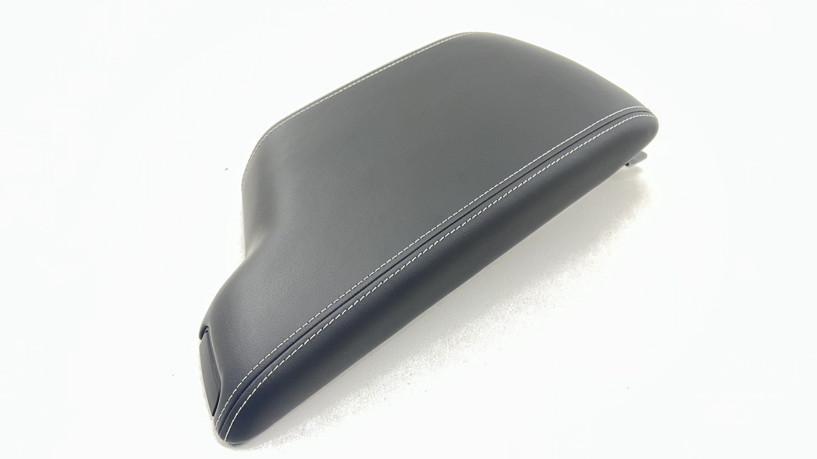 22-25 CADILLAC CT5 V BLACKWING CENTER CONSOLE ARMREST ARM REST BLACK LEATHER OEM