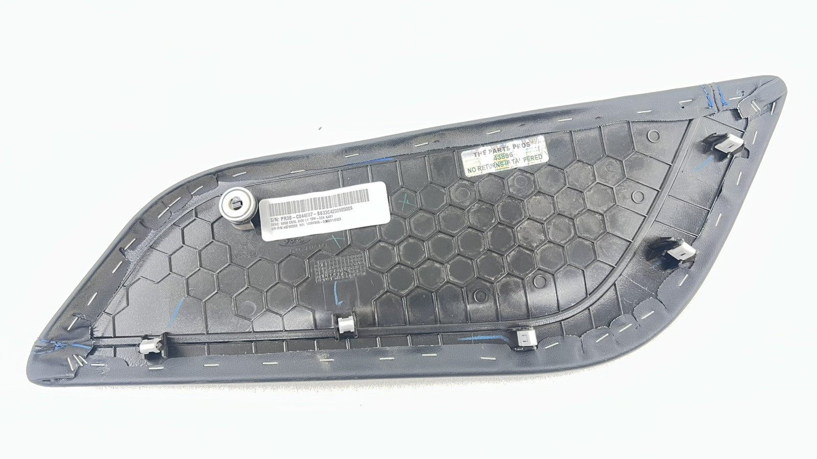 PR3B-C044E07-BB / PR3B C044E07 BB / PR3BC044E07BB 24-25 FORD MUSTANG DARK HORSE LEFT SIDE CENTER CONSOLE PANEL COVER TRI