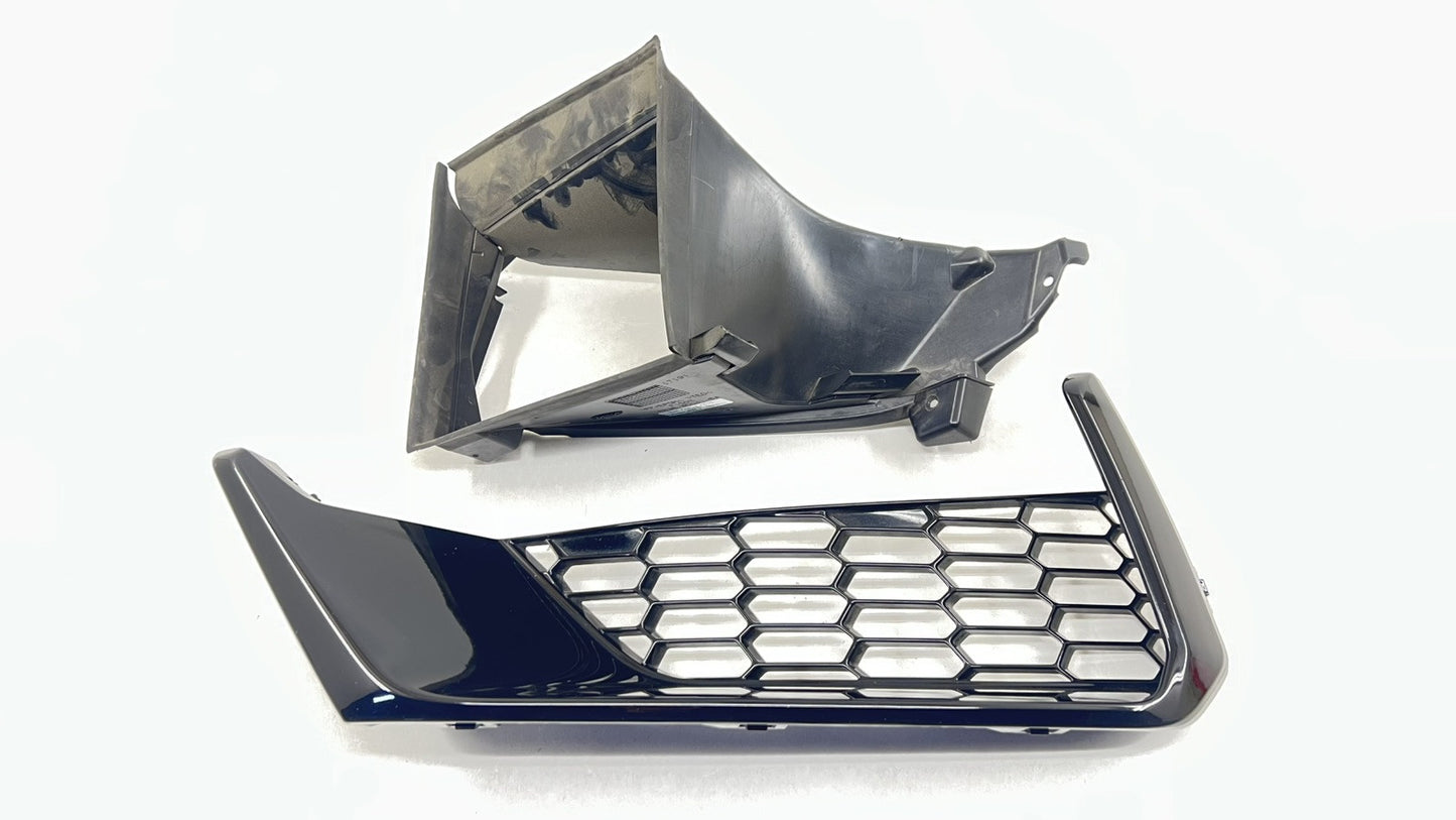 PR3B-8D041-BA / PR3B 8D041 BA / PR3B8D041BA 24-25 FORD MUSTANG DARK HORSE LEFT FRONT BUMPER LOWER GRILLE AIR VENT TRIM O