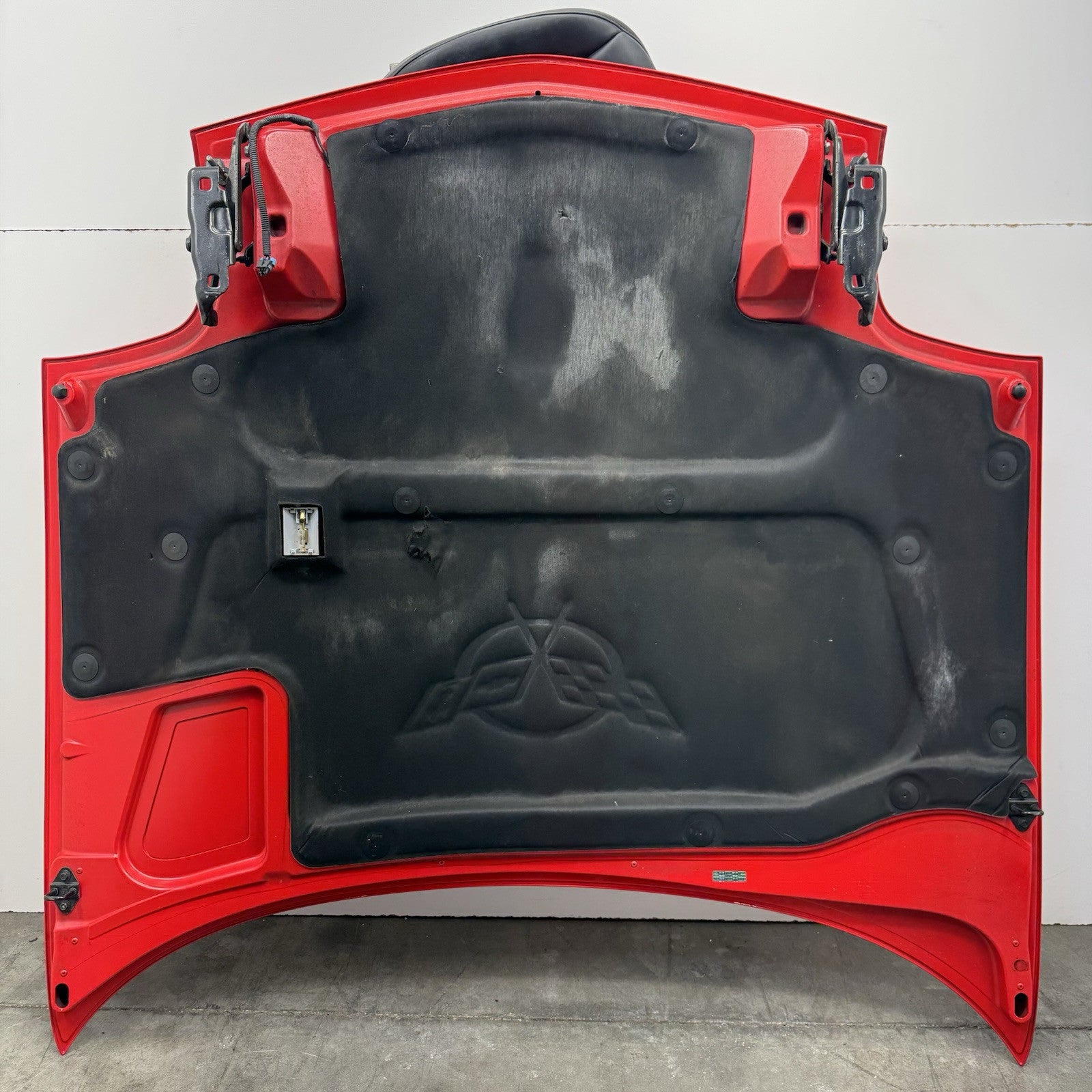 97-04 CHEVROLET CORVETTE C5 HOOD PANEL COMPLETE W/ HINGES TORCH RED OEM