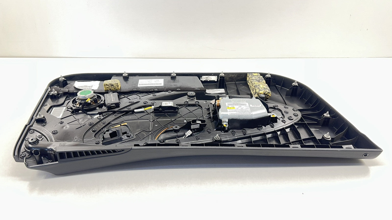 7458160 / 7 458 160 06-10 BMW M6 E63 E64 PASSENGER RIGHT DOOR PANEL TRIM LEATHER BLACK 7458160 OEM