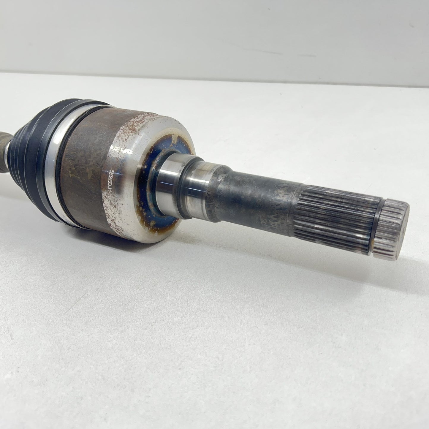 KR33-4K139-BB / KR33 4K139 BB / KR334K139BB 24-25 FORD MUSTANG DARK HORSE AUTO LEFT REAR AXLE SHAFT KR33-4K139-BB OEM