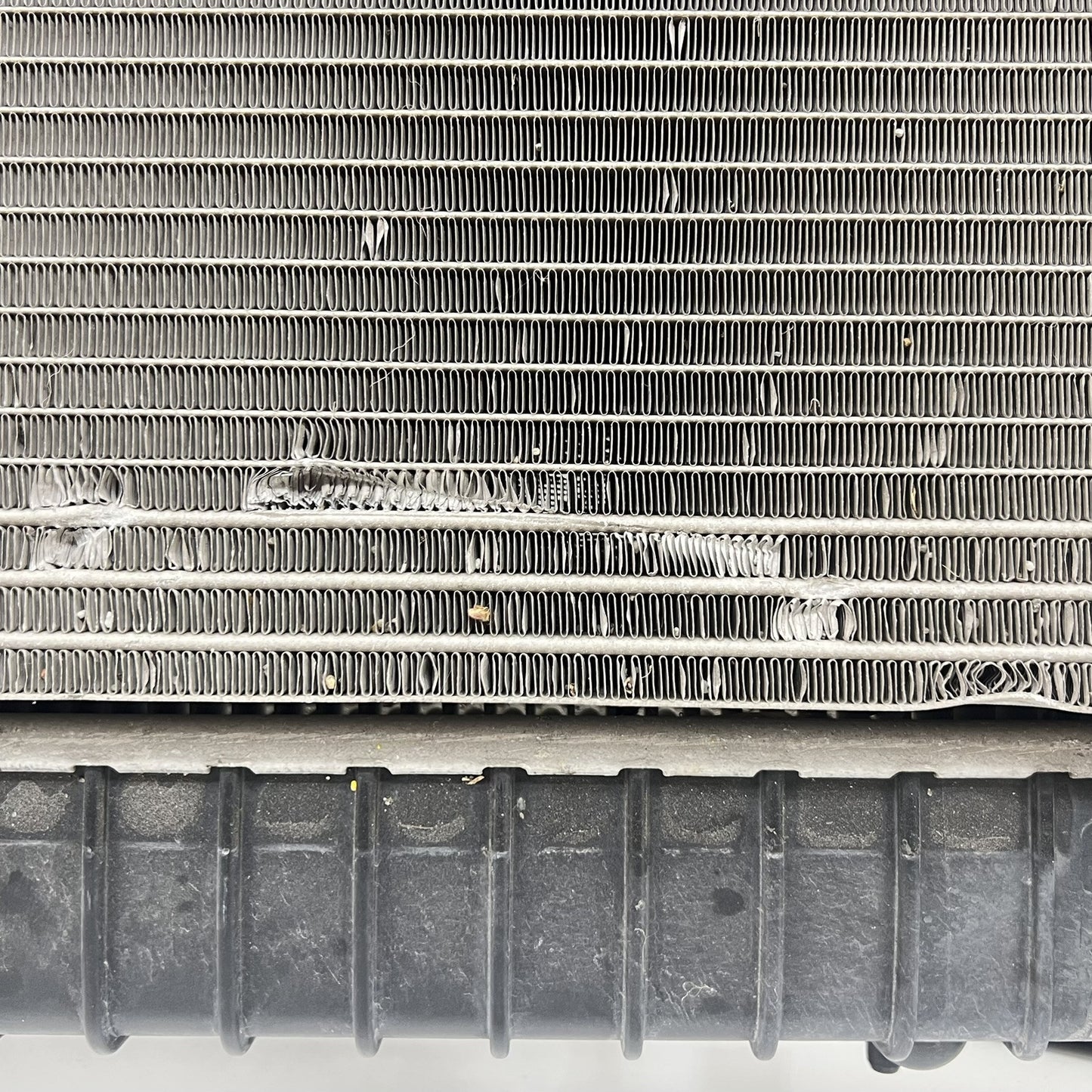 3E012218 10-11 CHEVROLET CAMARO SS RADIATOR CONDENSER ASSEMBLY 3E012218 OEM