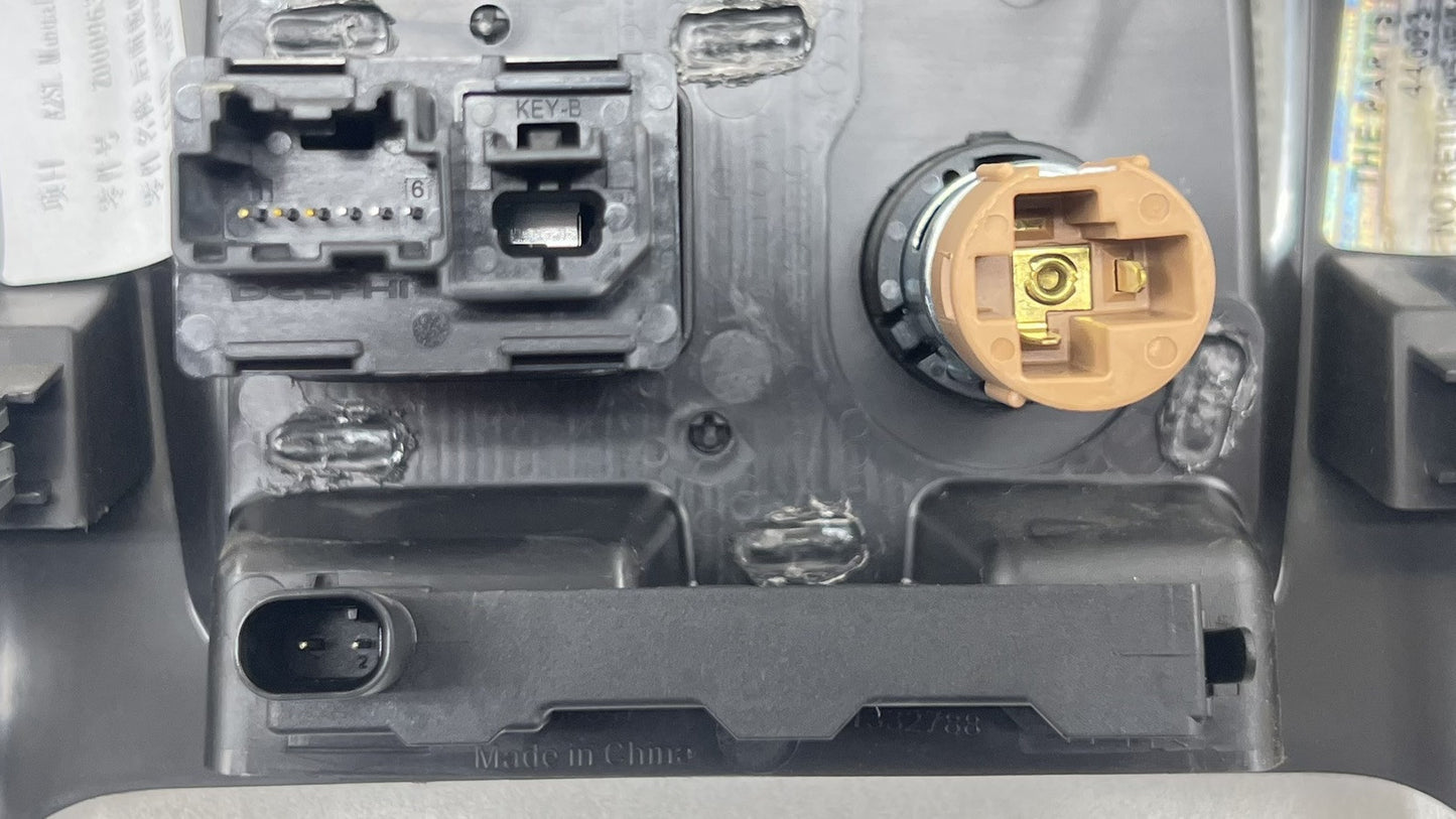 84937530 22-25 CADILLAC CT5 V BLACKWING REAR CENTER CONSOLE AIR VENT GRILLE COVER OEM