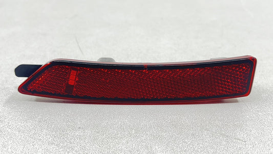 PR3B-15A424-A / PR3B 15A424 A / PR3B15A424A 24-25 FORD MUSTANG GT DRIVER LEFT REAR BUMPER REFLECTOR SIDE MARKER LAMP OEM