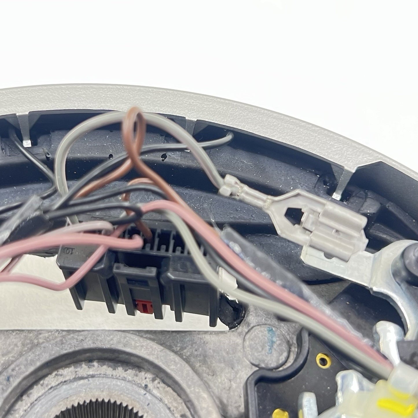 92236322 10-11 CHEVROLET CAMARO SS DRIVER STEERING WHEEL LEATHER 92236322 OEM