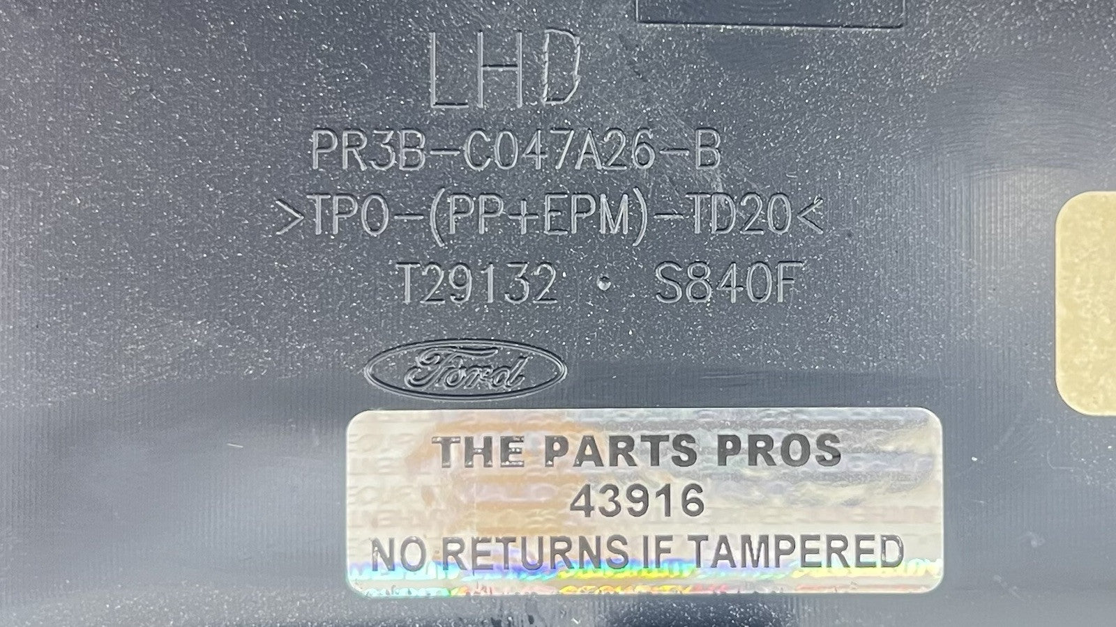 PR3B-C047A26-B / PR3B C047A26 B / PR3BC047A26B 24-25 FORD MUSTANG GT FRONT UPPER DASH BOARD TRIM PANEL BEZEL MOLDING OEM