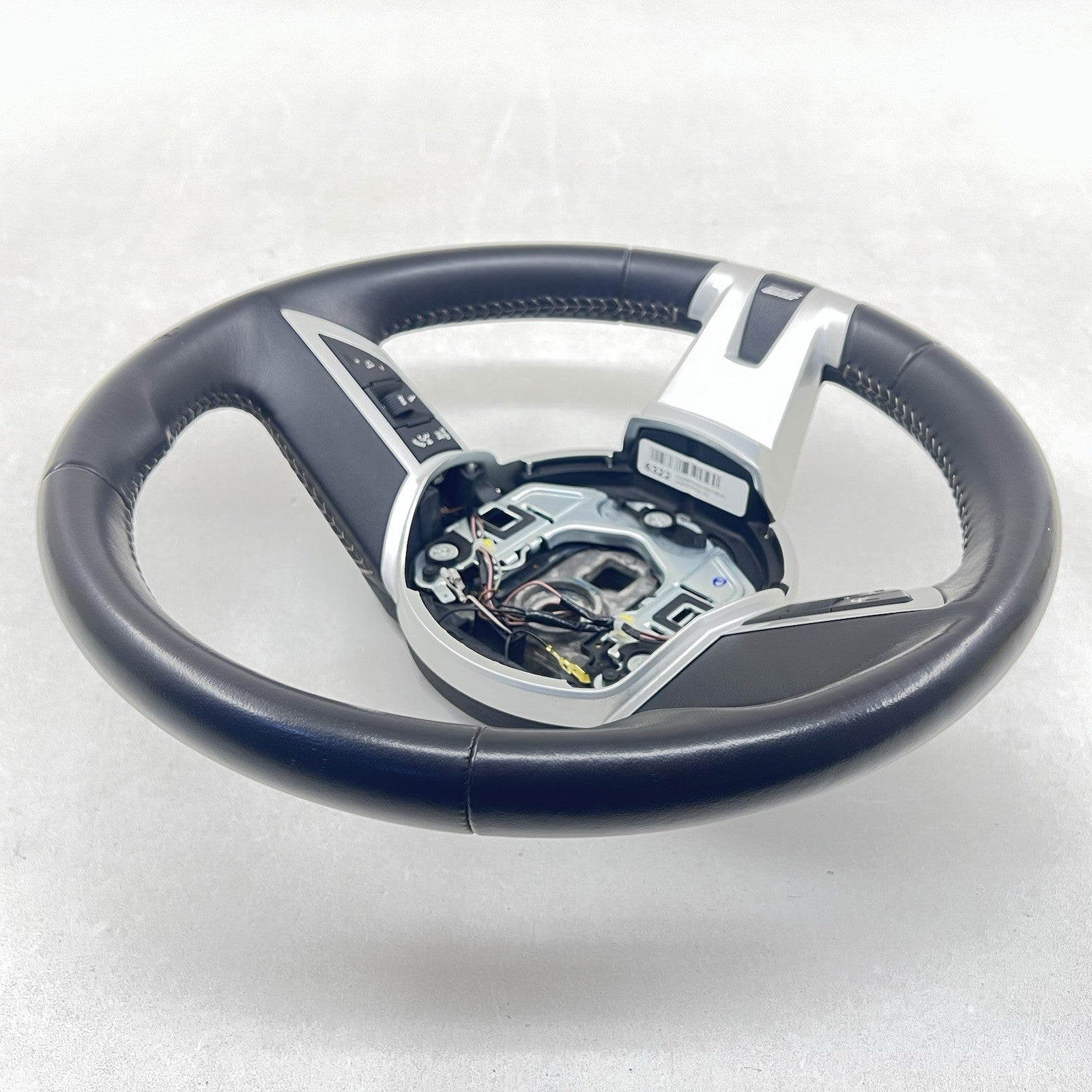 92236322 10-11 CHEVROLET CAMARO SS DRIVER STEERING WHEEL LEATHER 92236322 OEM