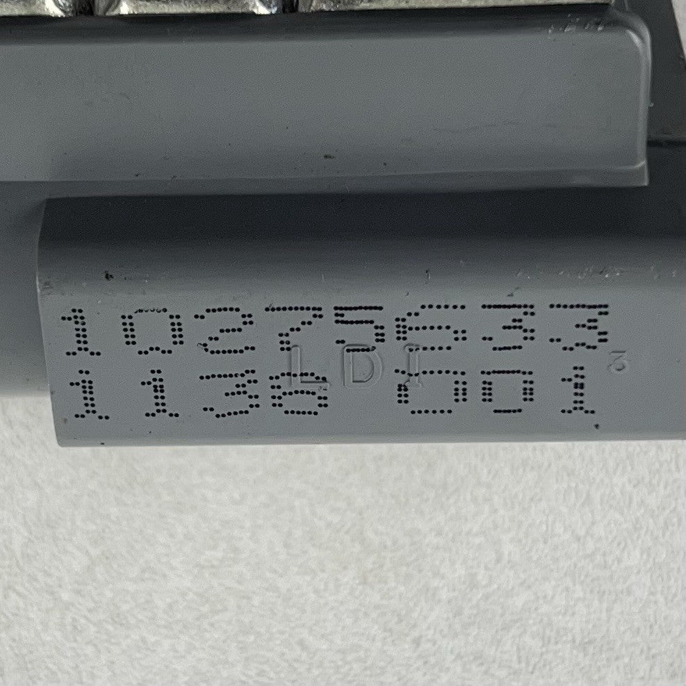 10401497 97-04 CHEVROLET CORVETTE C5 FUEL TANK GAS CAP DOOR LID ASSEMBLY 10401497 OEM