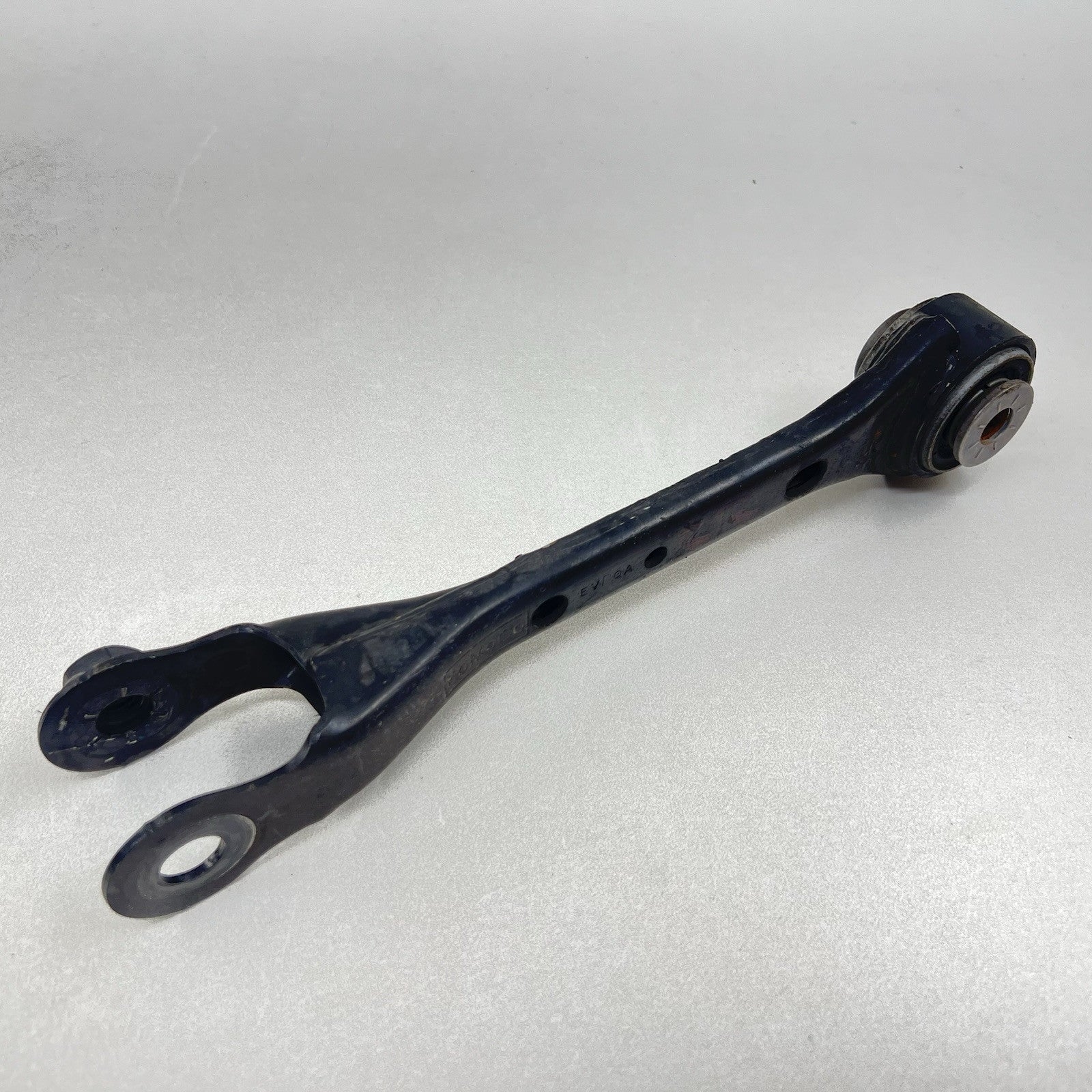 PR3C-5K551-FB / PR3C 5K551 FB / PR3C5K551FB 24-25 FORD MUSTANG GT PASSENGER RIGHT REAR CONTROL ARM PARTIAL SET OEM