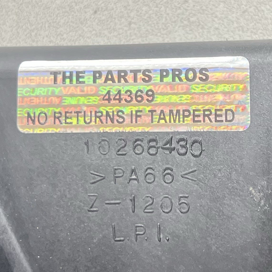 10268430 97-04 CHEVROLET CORVETTE C5 BATTERY TRAY BRACKET SUPPORT MOUNT 10268430 OEM