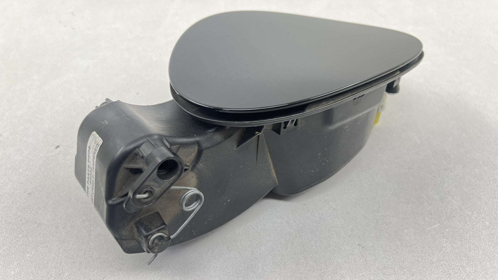 5147B1-E00 / 5147B1 E00 / 5147B1E00 22-25 TOYOTA GR86 FUEL TANK GAS CAP DOOR LID COVER BLACK 5147B1E00 OEM