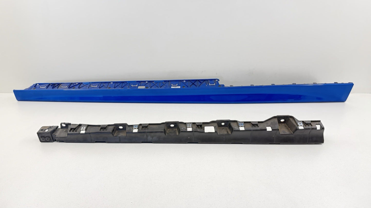 17-23 Audi R8 Driver Left Side Skirt Rocker Panel Molding Cover Trim OEM