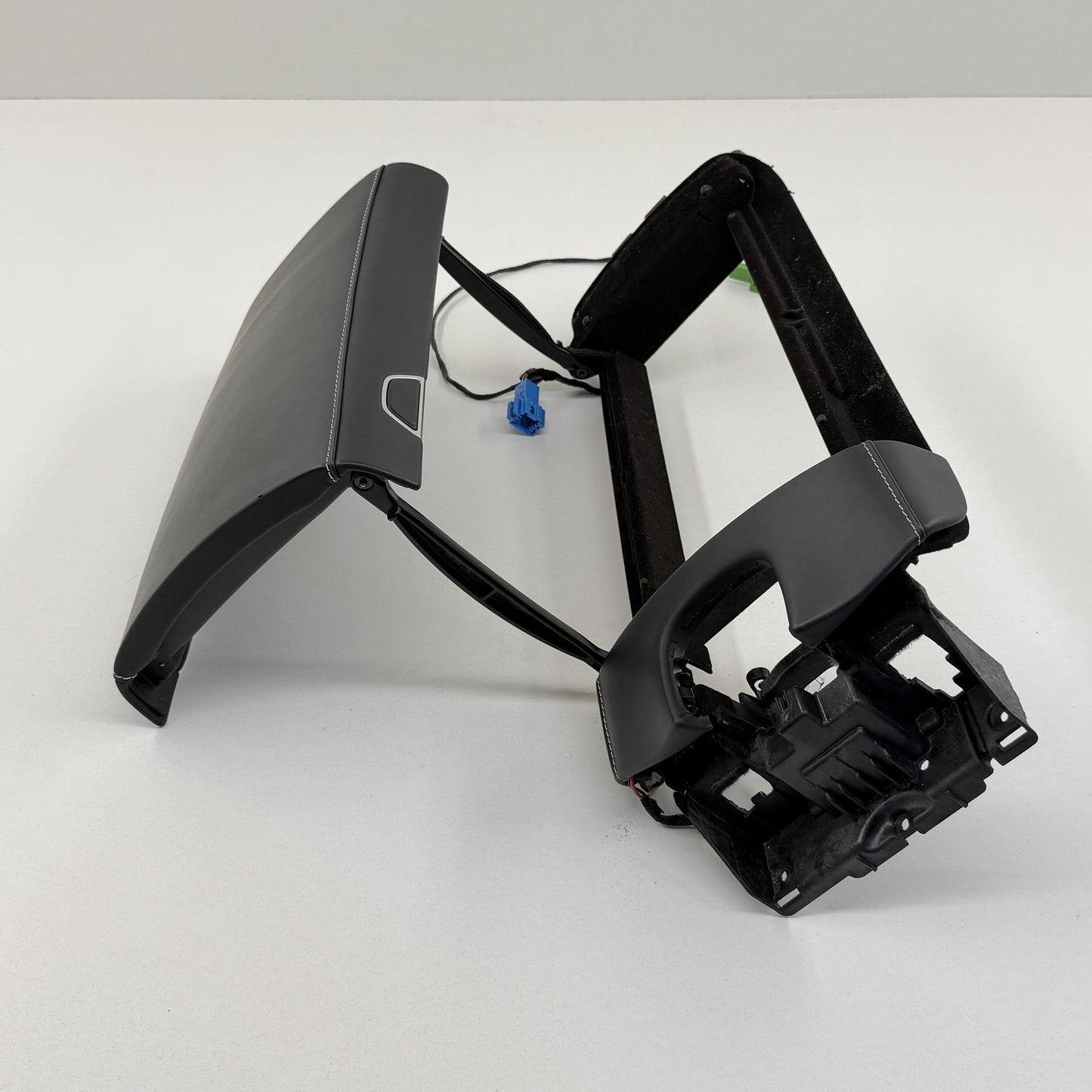 2014-2020 Mercedes-Benz S550 W222 Center Console Armrest Arm Rest Cover Lid OEM