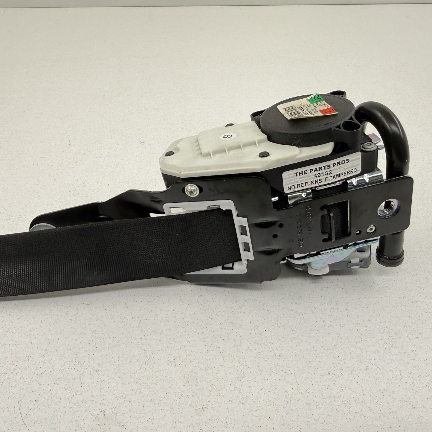 10-16 Mercedes W212 E350 Left Front Seat Belt Seatbelt Retractor Black OEM