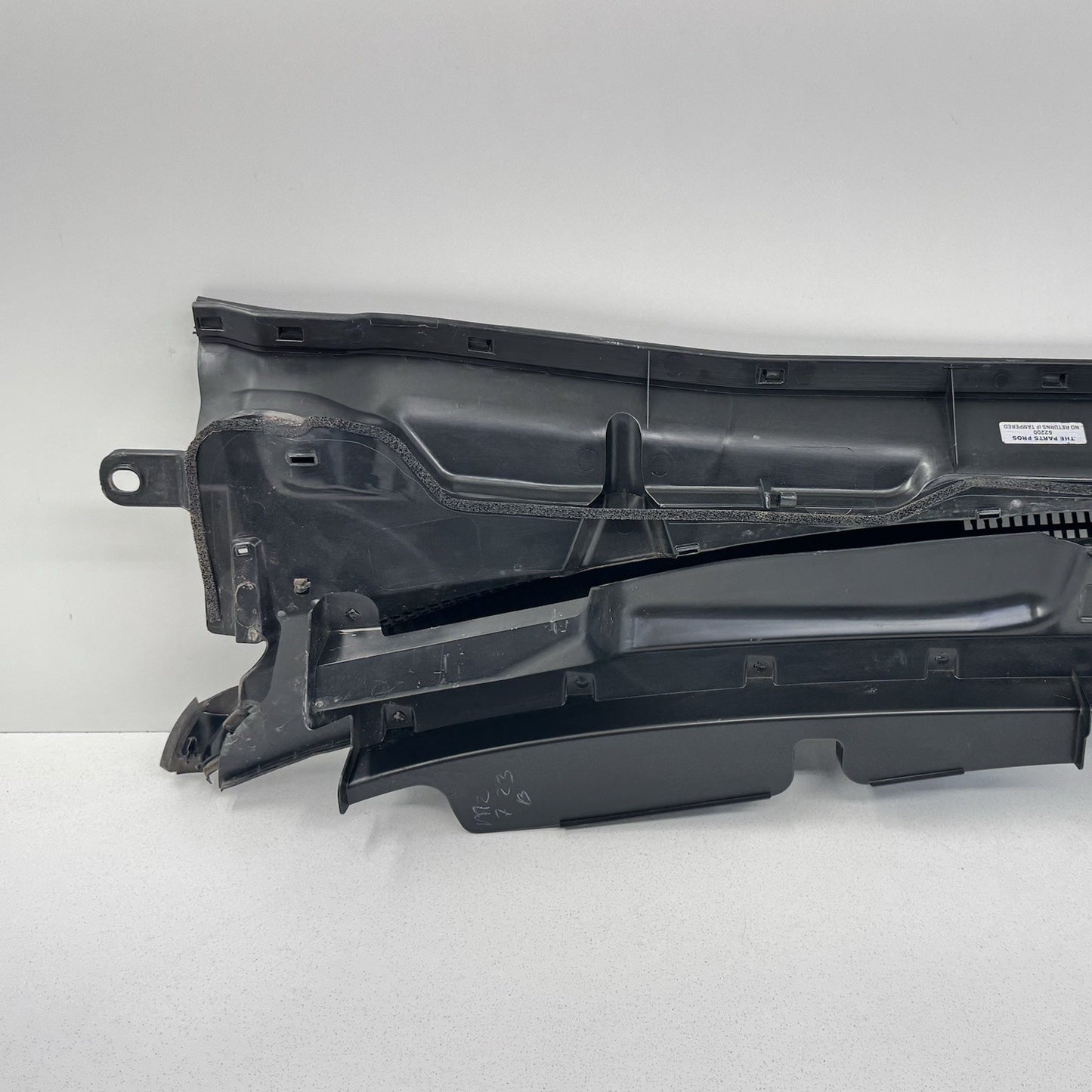 25-26 Toyota Camry Front Windshield Cowl Cover Trim Panel 55708-06270 OEM