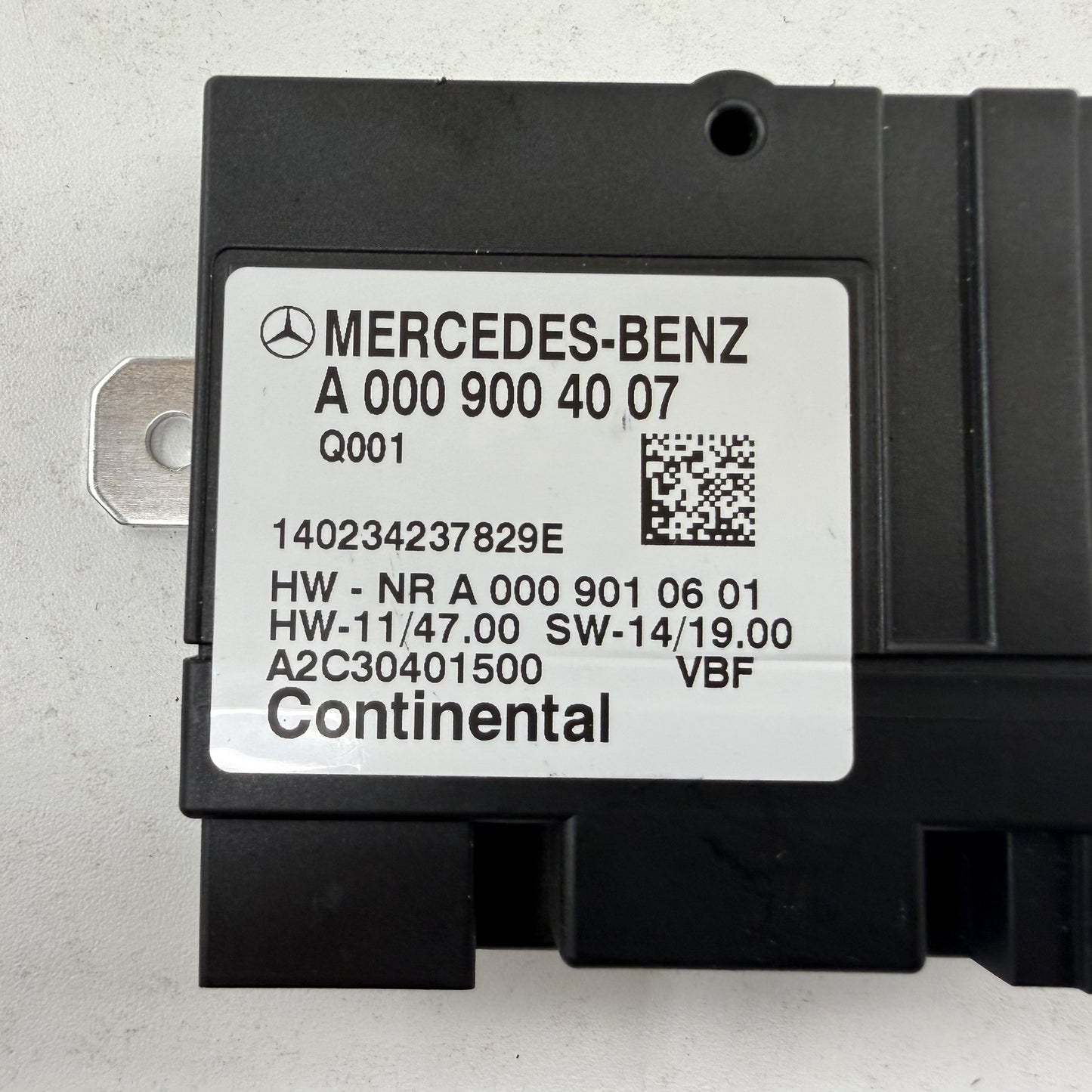 2014-2017 Mercedes-Benz S550 W222 Fuel Pump Control Module 0009004007 OEM