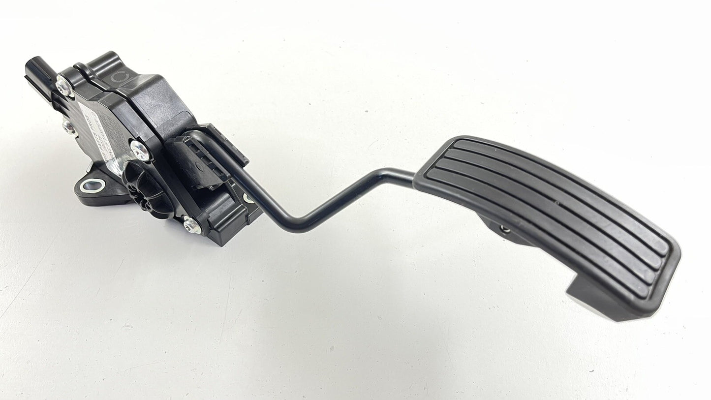 22-23 TOYOTA GR86 GAS PEDAL THROTTLE ACCELERATOR SENSOR 36010CA101 OEM