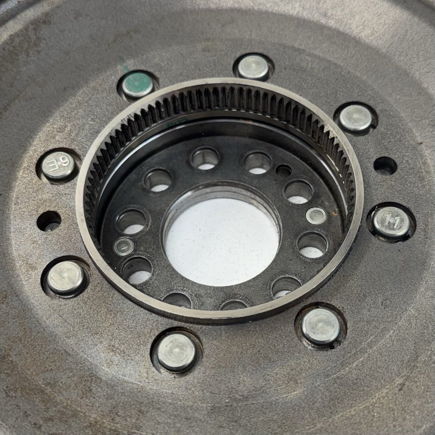 17-23 Audi R8 DCT Transmission Dual Mass Flywheel Clutch 0BZ105266S OEM
