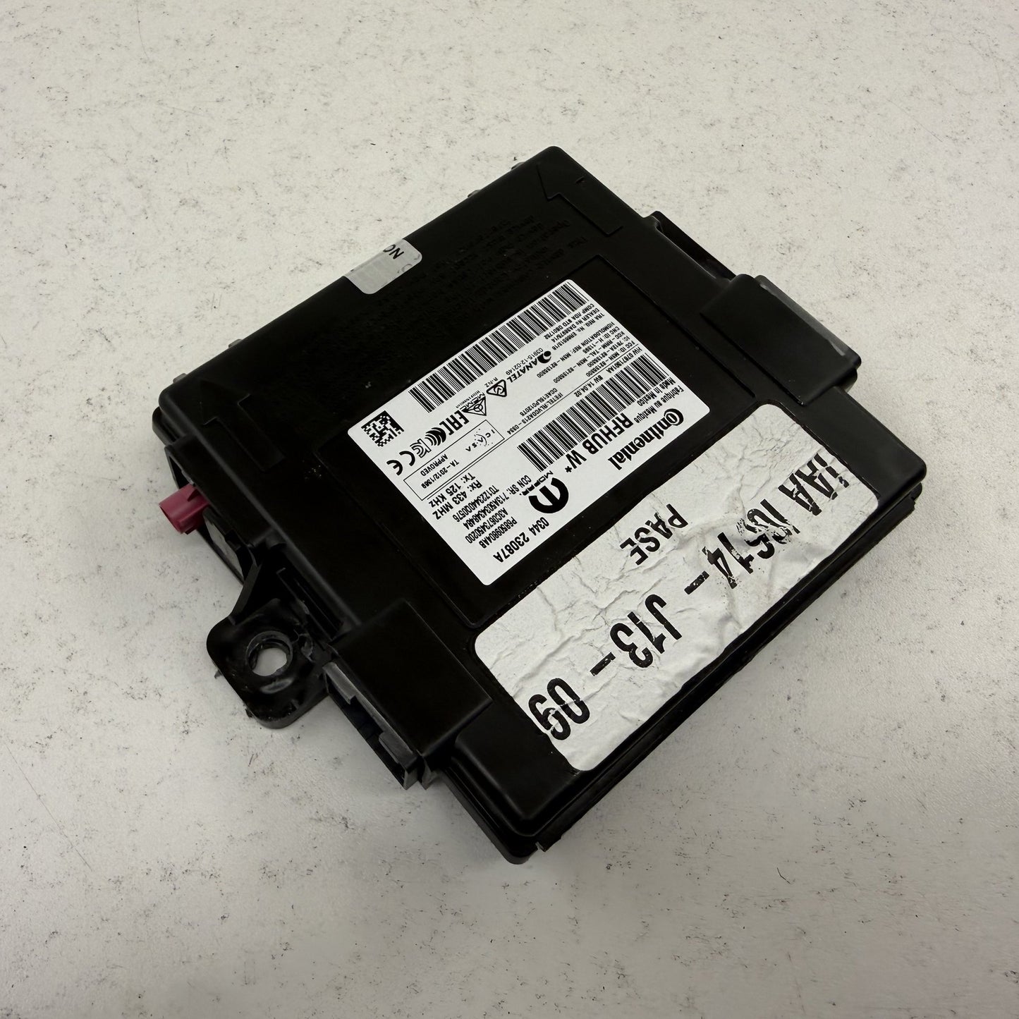 2021 Dodge Durango Keyless Entry Receiver Hub RF Control Module 68509804AB OEM