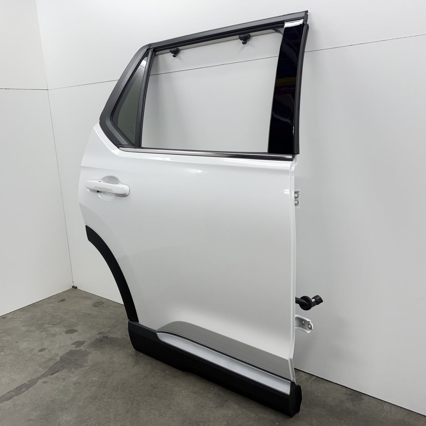 2023-2025 Honda Pilot Touring True Right Rear Door Shell Complete Platinum White OEM