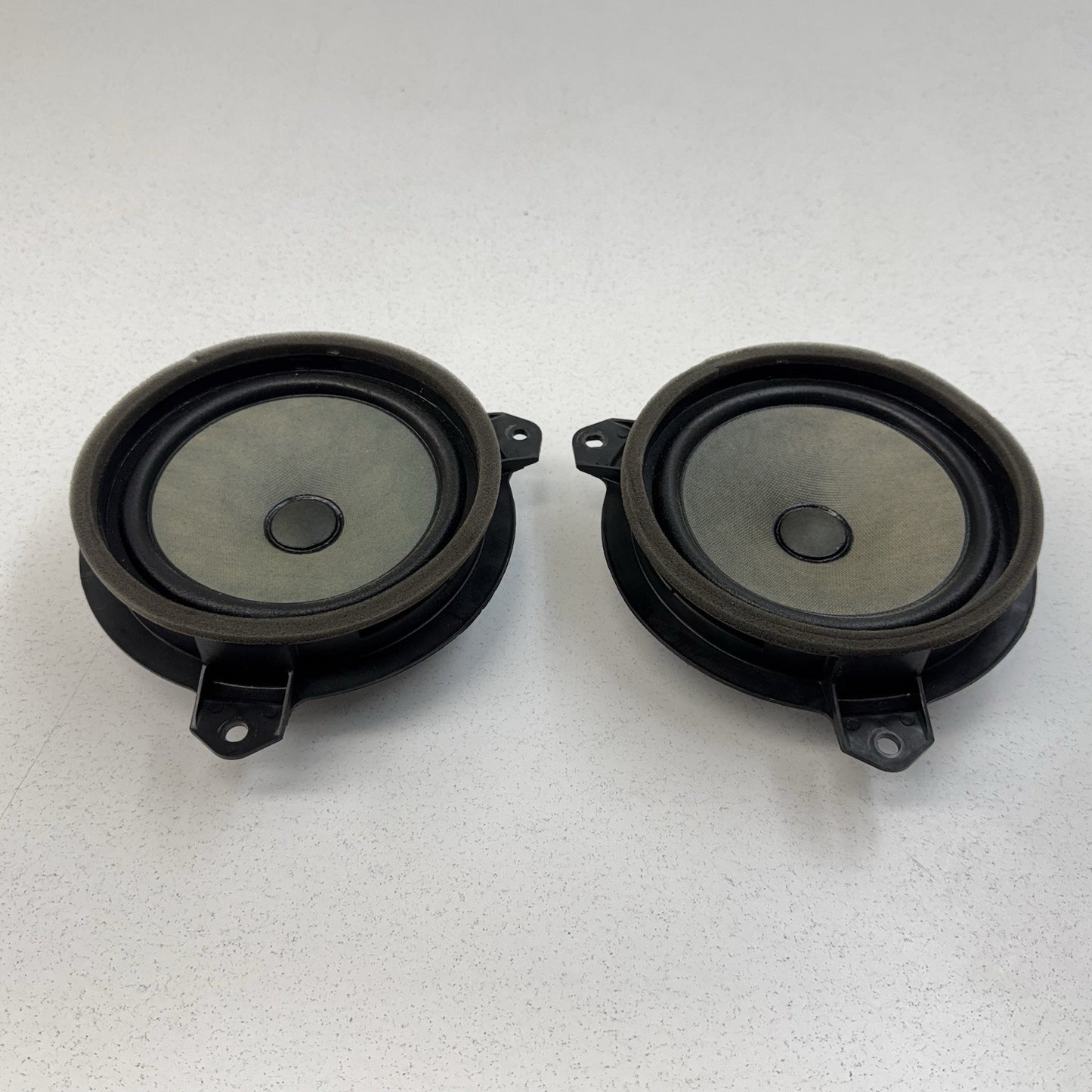 16-19 Toyota Tacoma Sound System Speaker Tweeter Audio Sound Set OEM