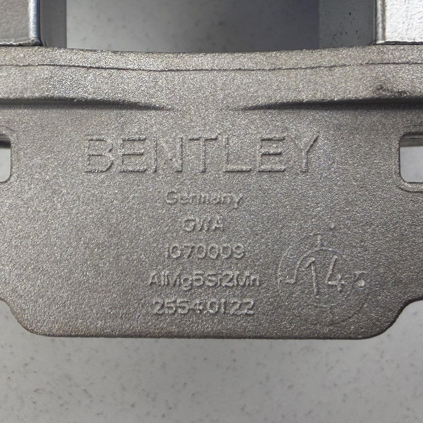 2014-2018 Bentley Flying Spur Center Console Armrest Arm Rest Cover Lid OEM