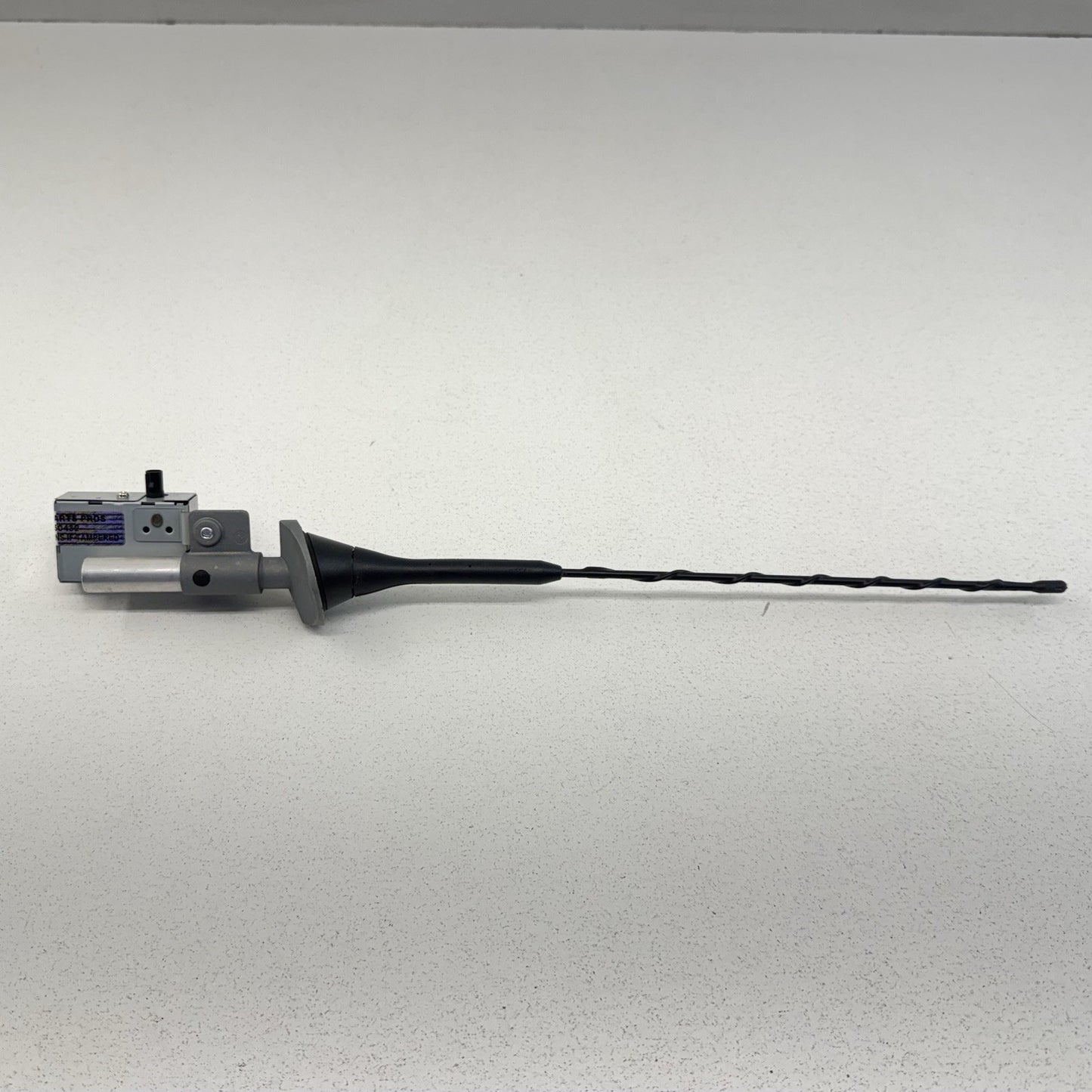 24-26 Ford Mustang Convertible Radio Stereo Antenna PR3T-19G461-AA OEM