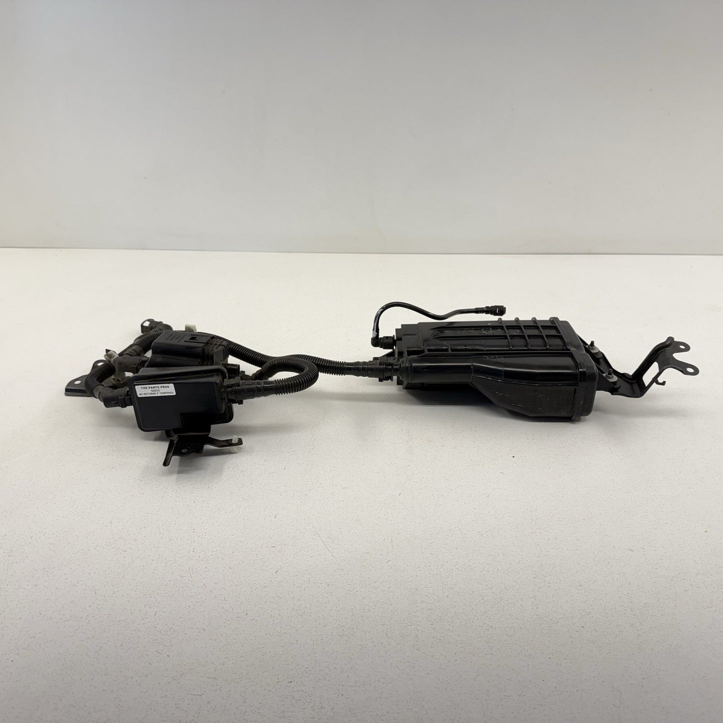 22-26 Toyota GR86 BRZ Fuel Evap Vapor Charcoal Emission Canister 42035CC000 OEM