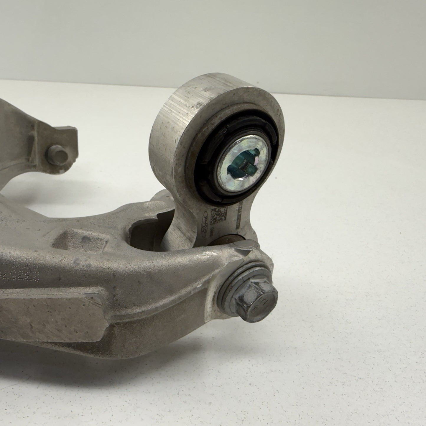 24-26 Ford Mustang GT Passenger Right Rear Control Arm Suspension Set OEM