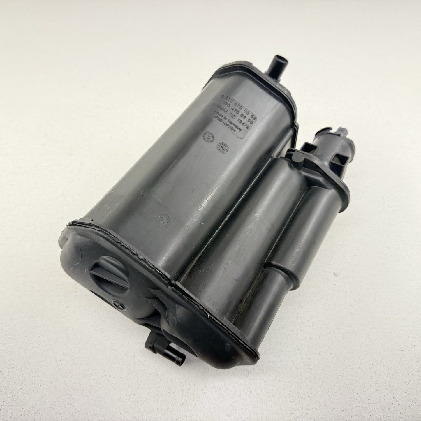 12-18 Mercedes W218 CLS550 Fuel Evap Vapor Charcoal Emission Canister OEM